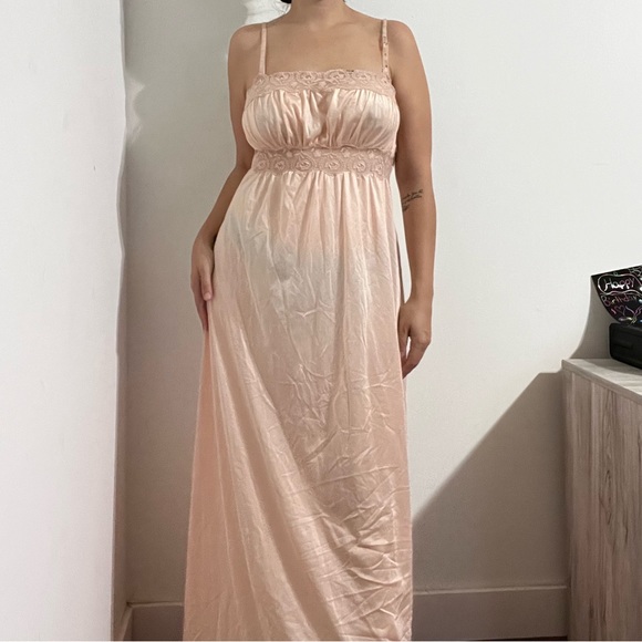 Vintage lingerie satin maxi slip dress - Picture 4 of 6